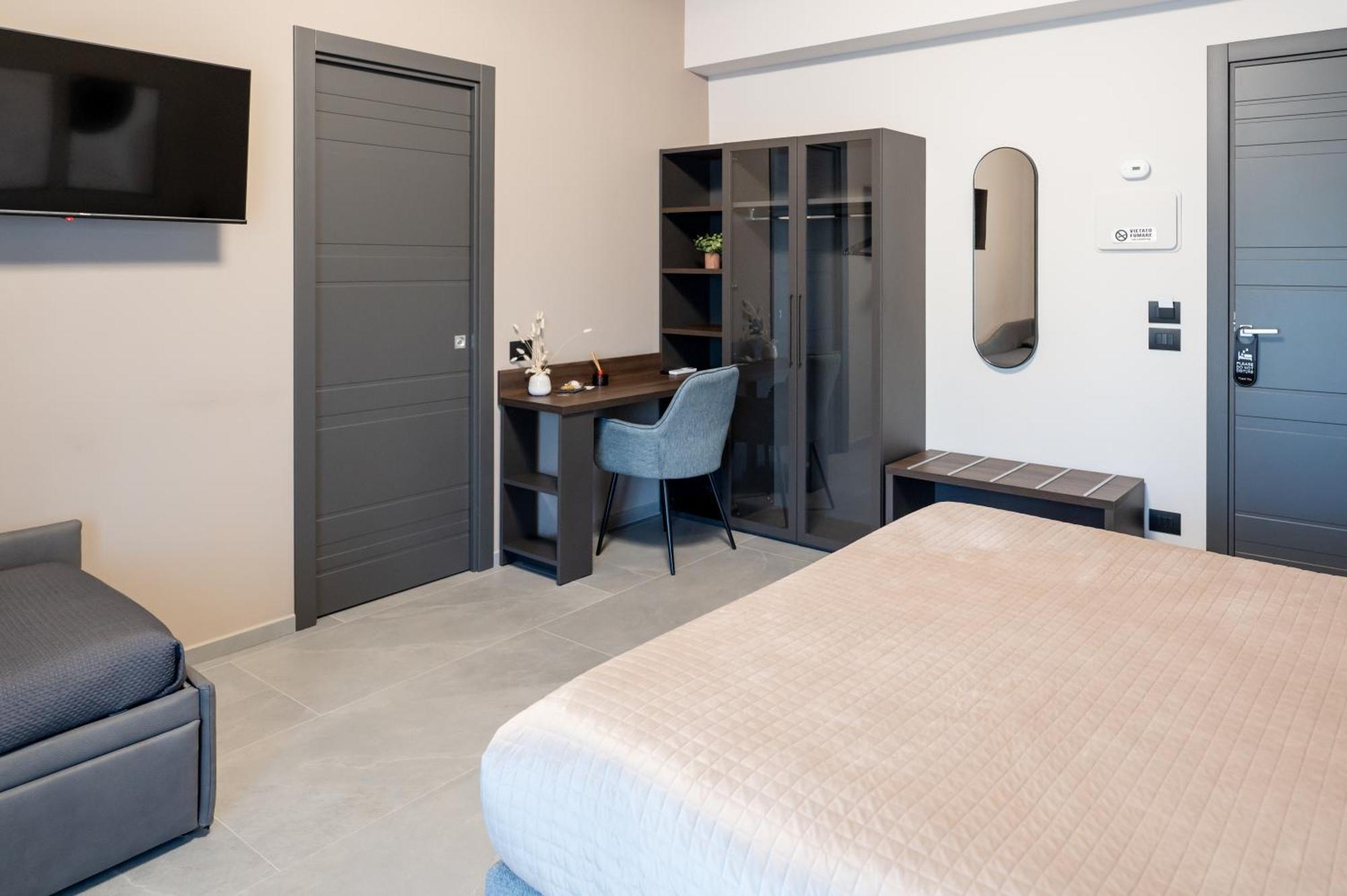 Mia Rooms B&B Milazzo Bagian luar foto