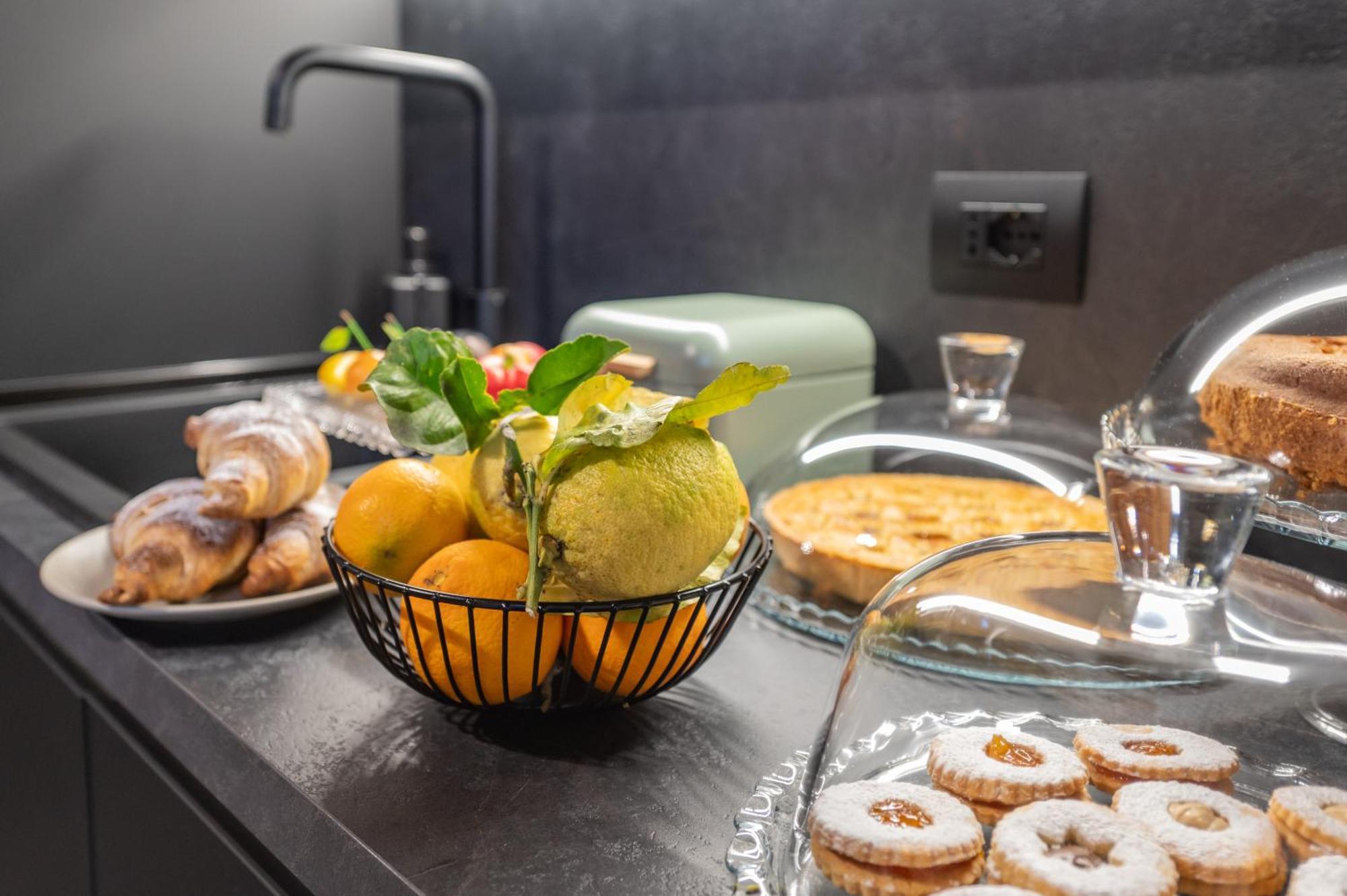 Mia Rooms B&B Milazzo Bagian luar foto