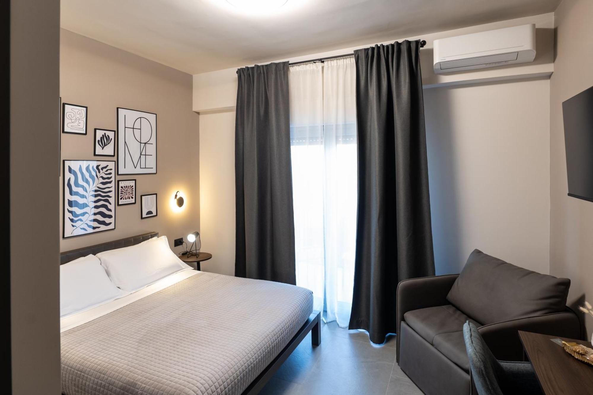 Mia Rooms B&B Milazzo Bagian luar foto